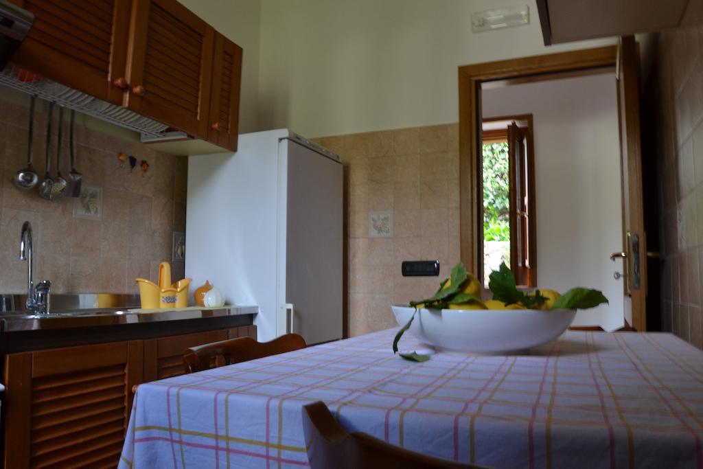 Casa Vacanze Nonno Aldo Minori Eksteriør billede